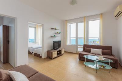 Three Bedroom Apartment with Sea View (Block 1, 2 or 3)